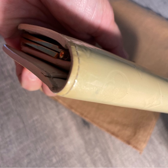 Sold! Louis Vuitton Vernis French Bifold Wallet EUC - Picture 5 of 16